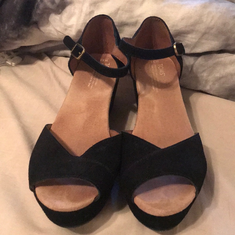 Suede Flatform Wedges